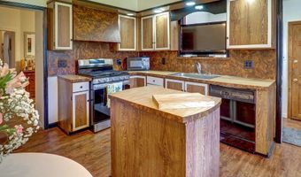 24 W 54TH St, Bayonne, NJ 07002