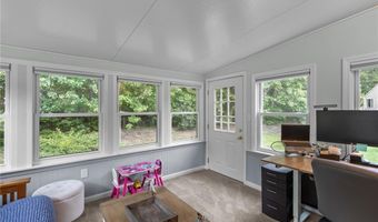 4 Hunters Run, North Providence, RI 02904