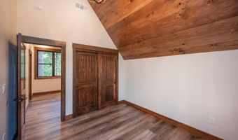 2044 Douglas Dr, Arnold, CA 95223