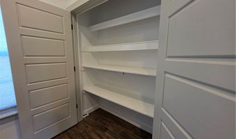 8 Horncastle Dr, Bella Vista, AR 72714