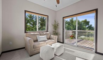 2726 11th Ave, Anoka, MN 55303
