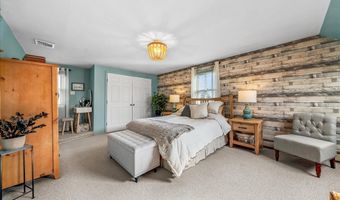 153 S Bayview Ave, Amityville, NY 11701