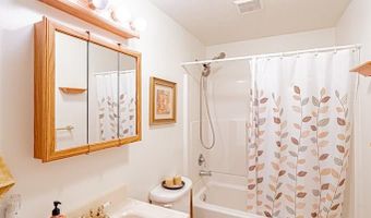 1459 S Windsor Dr, Ammon, ID 83406