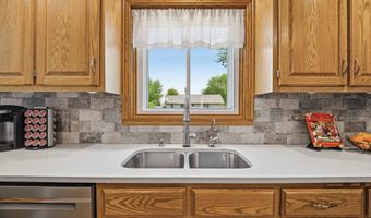 N124 BARBERRY Lane, Appleton, WI 54915