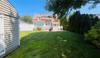 105 Bliss Rd, Newport, RI 02840