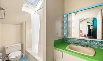 97 Harrison Ave P1, Newport, RI 02840