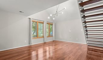 6356 11TH Rd N, Arlington, VA 22205