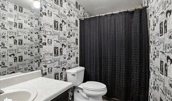 6622 Lakeway Dr, Anchorage, AK 99502