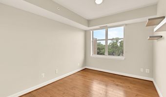 5000 BATTERY Ln 804, Bethesda, MD 20814