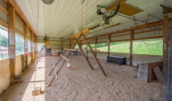 185 Dutch Glory Rd, Amity, PA 15311