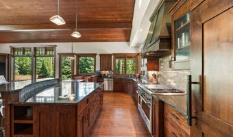 500 Wild Swan Trl, Bigfork, MT 59911