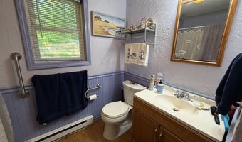 348 Nichols Rd, Barre, MA 01005