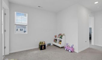 33 Cider Mill Dr, Ashville, OH 43103