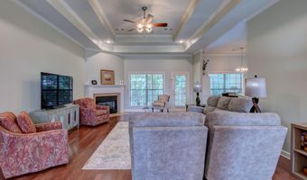 3816 Legacy Village Dr, Benton, AR 72015