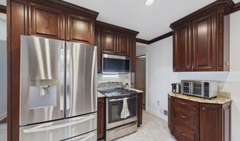 1334 Dunham St, Albert Lea, MN 56007