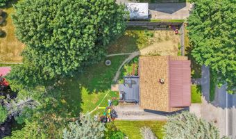 385 Essex St, Bangor, ME 04401
