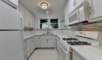 5970 Rachel Rdg, Peachtree Corners, GA 30092