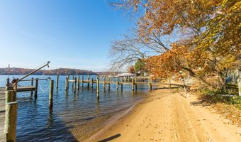 209 WINCHESTER BEACH Dr, Annapolis, MD 21409