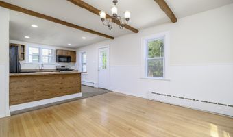 206 Ridgefield Ave, Bridgeport, CT 06610