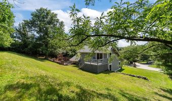 404 Applestone Dr, Ballwin, MO 63021