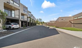 704 Top Rail Ln #704, Anchorage, AK 99501