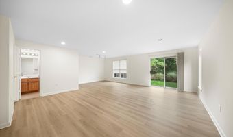 44226 MOSSY BROOK Sq, Ashburn, VA 20147