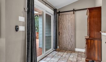 317 Trenton Ave N, Bayville, NJ 08721