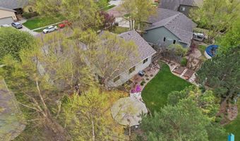 1609 S Locust Ave, Brandon, SD 57005