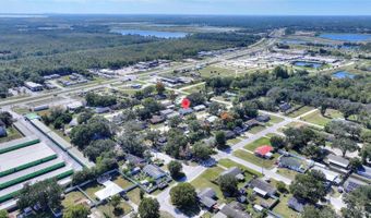 221 DOROTHY St, Auburndale, FL 33823