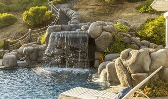 21755 Amble Dr, Escondido, CA 92029