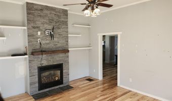 551 N Washington St, Bloomfield, IN 47424