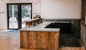 13893 US HIGHWAY 87 S, Adkins, TX 78101