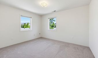 772 St Andrews Cir, Ashland, OR 97520