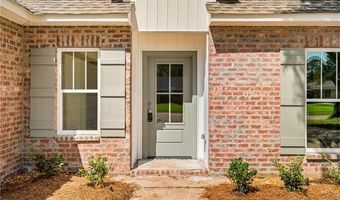 908 SNOW WHITE Dr, Alexandria, LA 71303