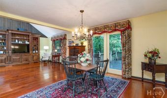 265 Great Oak Dr, Athens, GA 30605