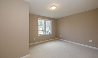 39 Neillian St 39, Bedford, MA 01730