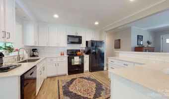3934 Sheffield Dr, Charlotte, NC 28205