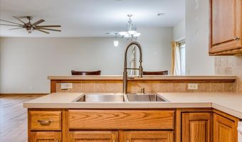 418 W Summit Ave, Augusta, KS 67010