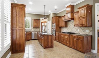 9130 Homestead Dr, Baton Rouge, LA 70817