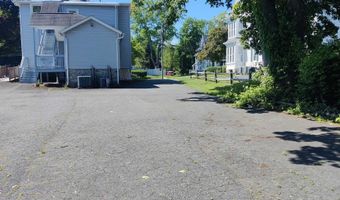 217 Greenwood Ave, Bethel, CT 06801