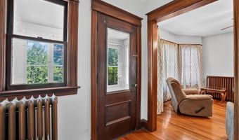 28 Kent St, Albany, NY 12206
