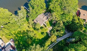 14 Macomber Pt, Alburgh, VT 05440