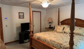 158 Scenery Ln, Johnston, RI 02919