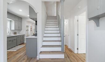 1055 S Wright Rd, Santa Rosa, CA 95407