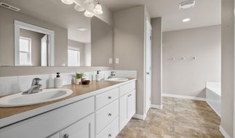 21278 SE Daylily Ave, Bend, OR 97702