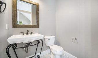 6016 Quebec Ave, Ann Arbor, MI 48103
