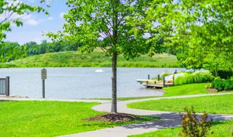 41062 LYNDALE WOODS Dr, Aldie, VA 20105