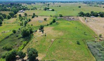 5227 Hopson Rd, Anderson, CA 96007