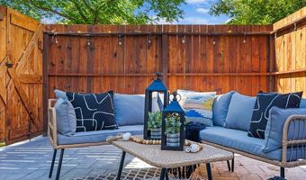 2455 Prairie Ln, Santa Rosa, CA 95403