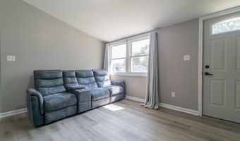 12736 Whitcomb St, Crown Point, IN 46307